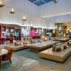 vizitați hotelul