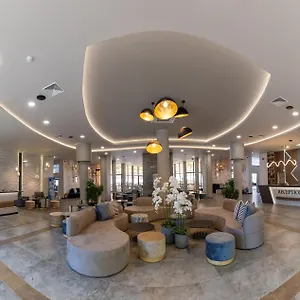 vizitați hotelul