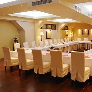 vizitați hotelul