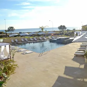 E-hotel Larnaca & מלון פרבוליה