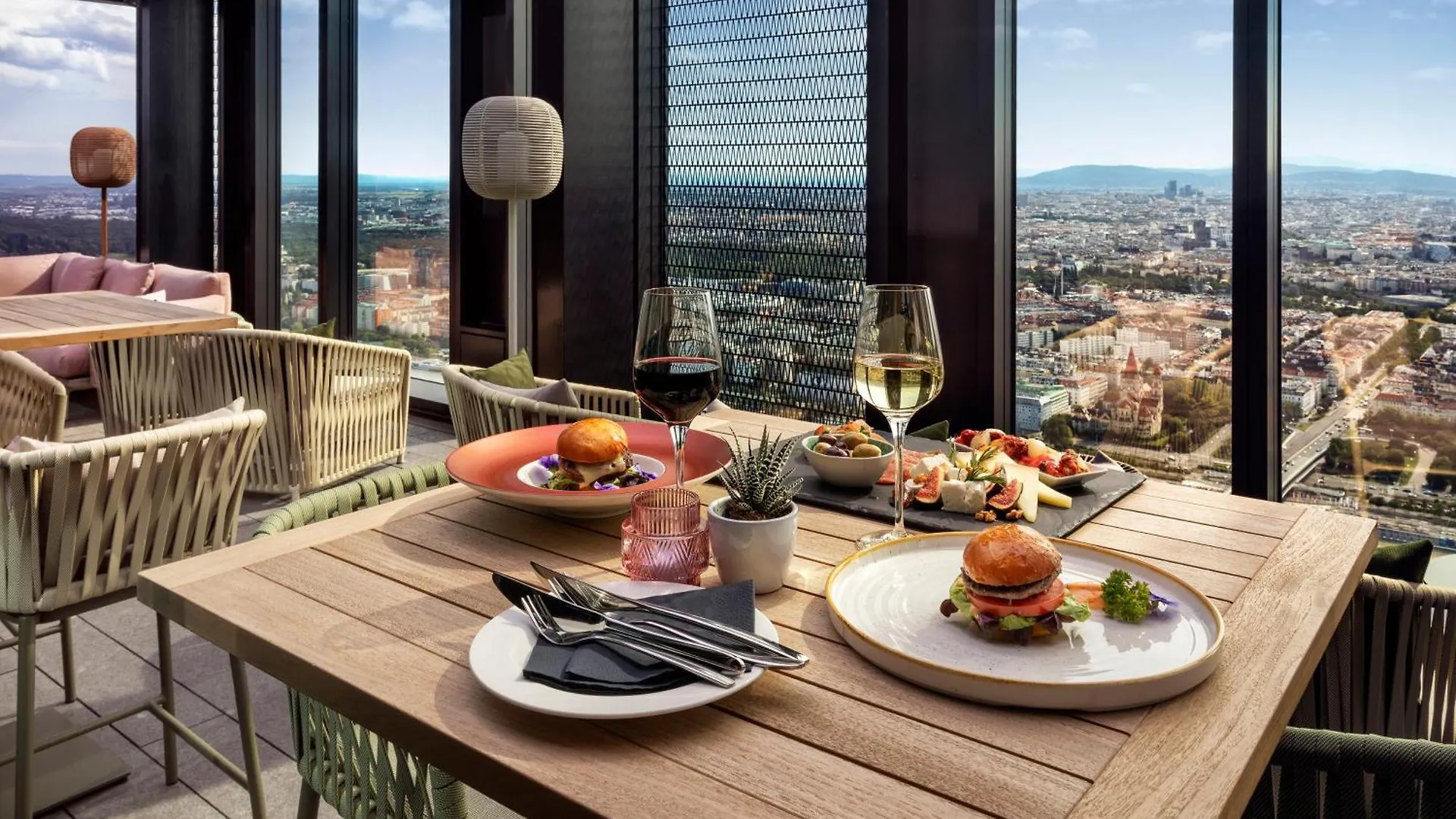 Hotel Melia Wien 5*,  Österreich
